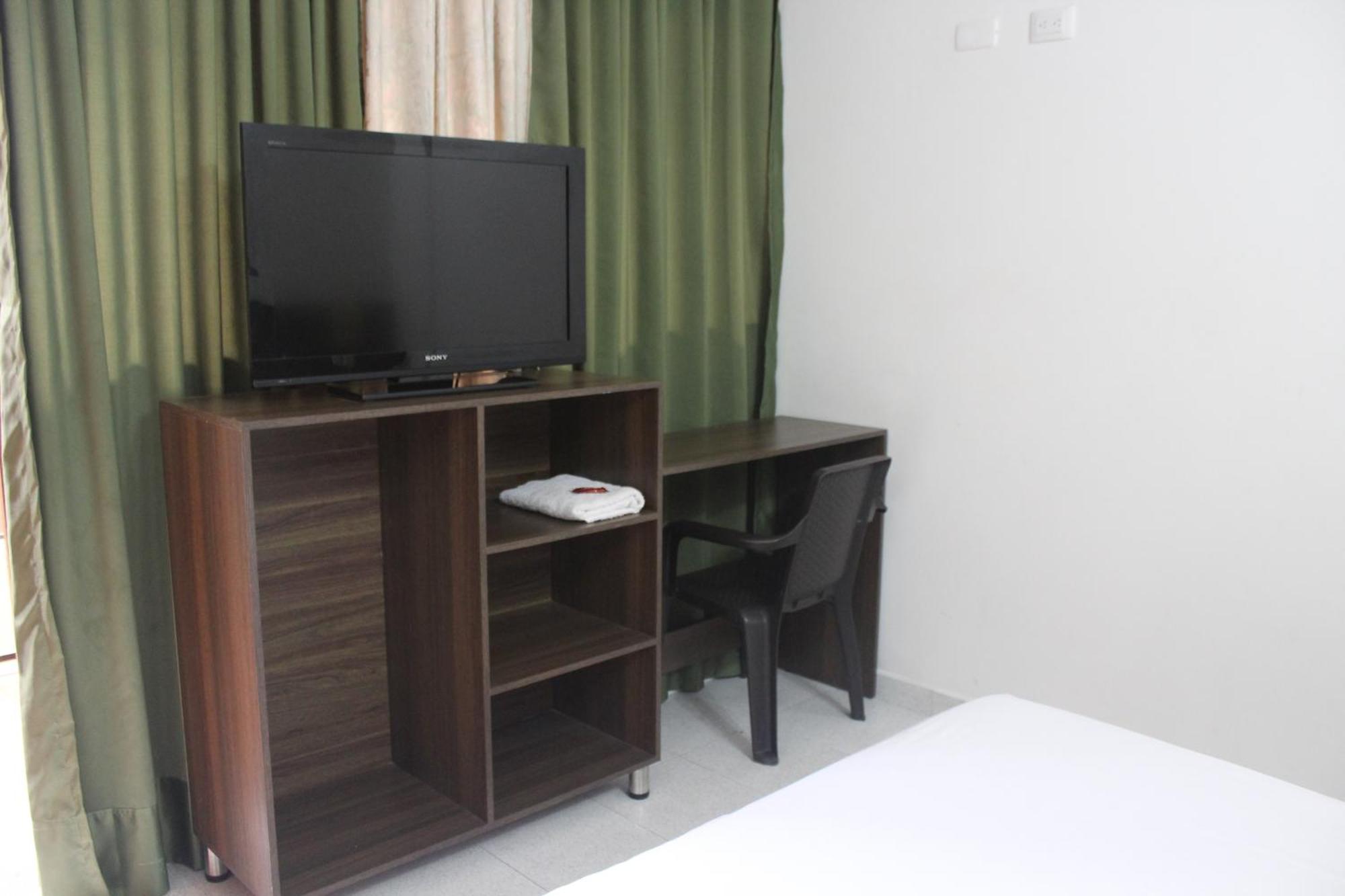 Hotel Elimar Girardot Exterior photo